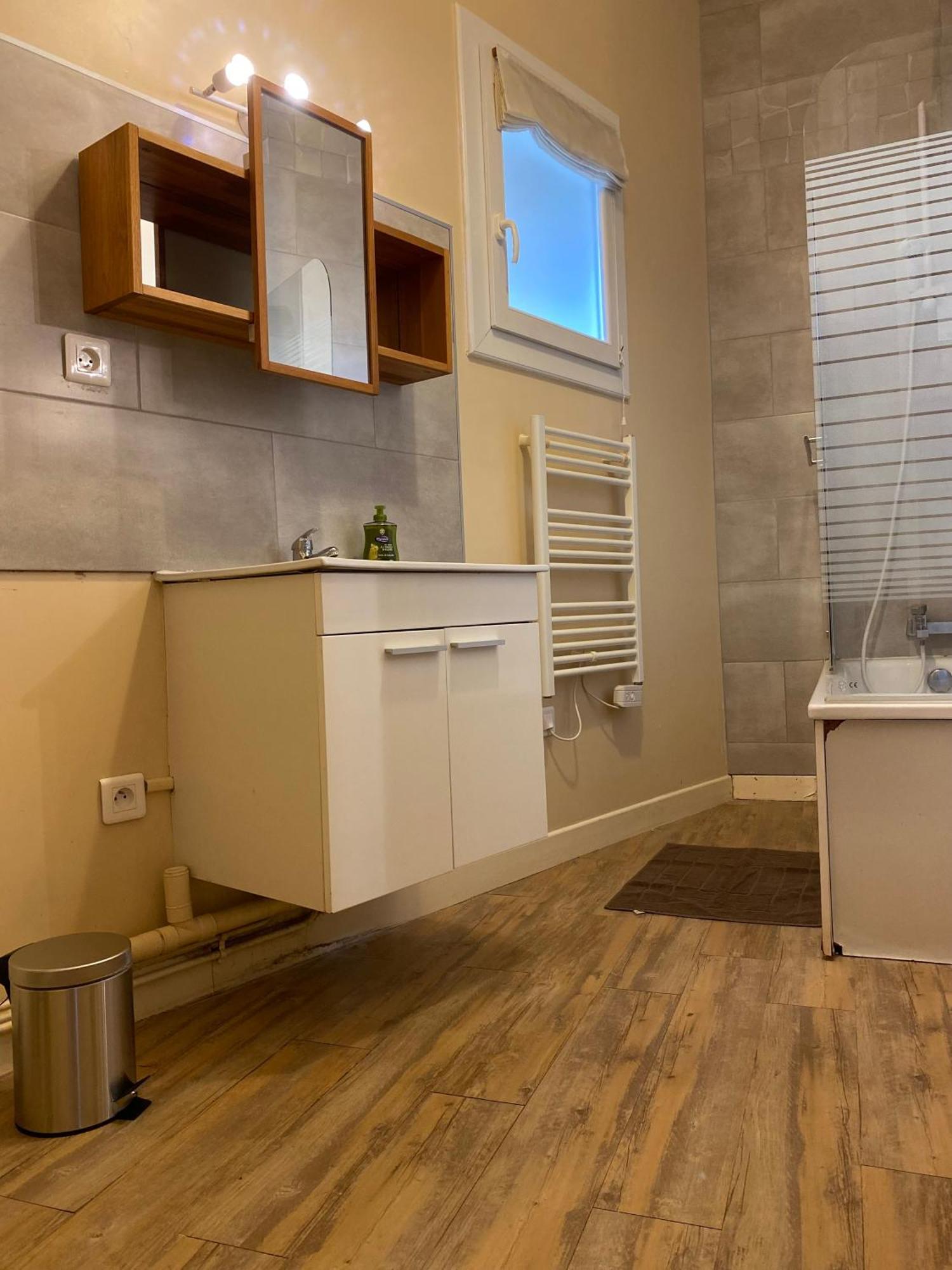 Appartement Coeur Centre Ville Нуайон Екстер'єр фото